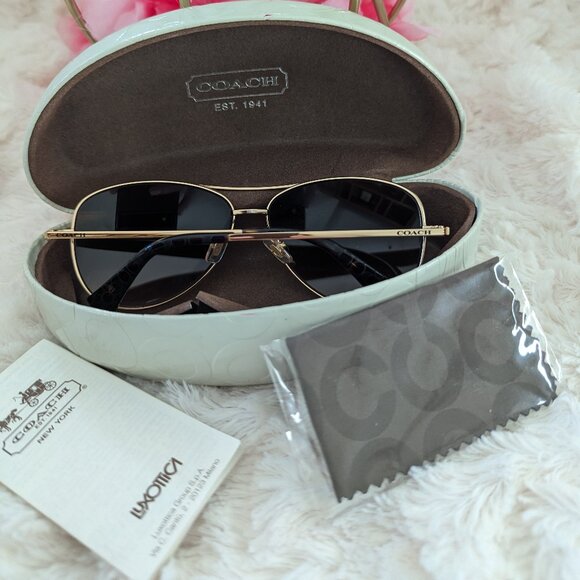 Coach aviator sunglasses, gold frame, with case - Picture 4 of 10